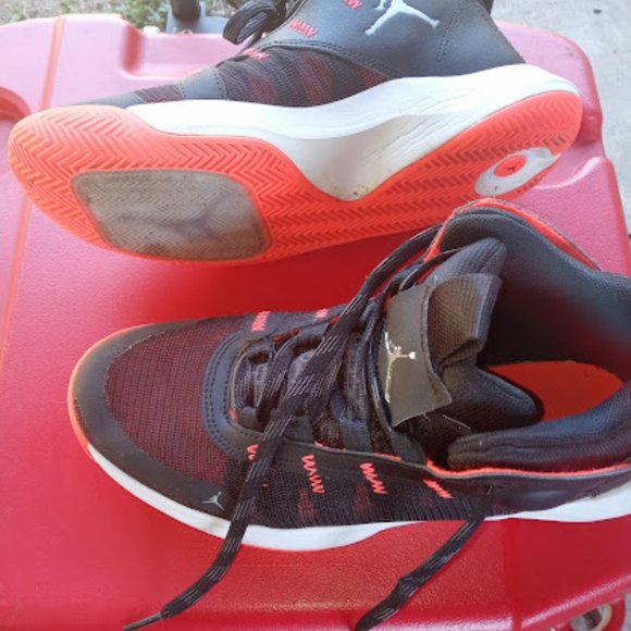 Jordan 2020 Jumpman Flight Men size 9 - Picture 3 of 4